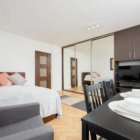 Apartament Studio Downtown By Renters *
