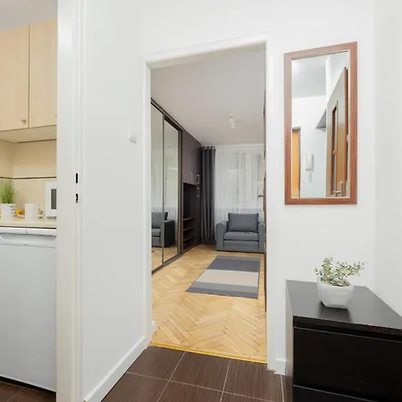Studio Downtown By Renters *