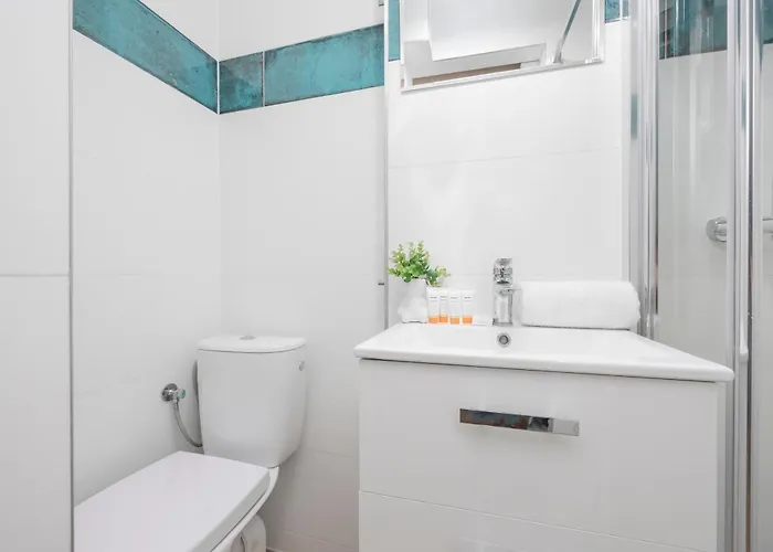 Studio Downtown By Renters 아파트 *