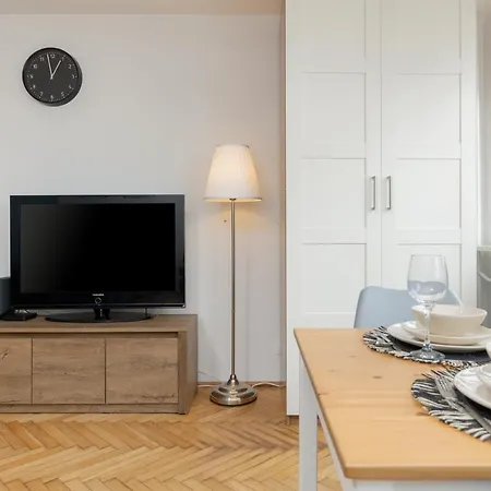 Studio Downtown By Renters דירה *