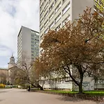 Studio Downtown By Renters *